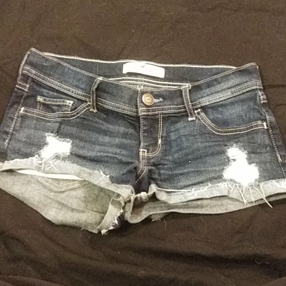 💙Dark Wash Hollister Jean Shorts💙